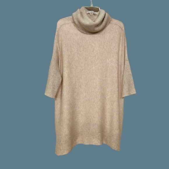 EUC Antonio Melani Cowl Neck Oversize Tunic Style Cashmere Sweater Size MEDIUM - Picture 2 of 5